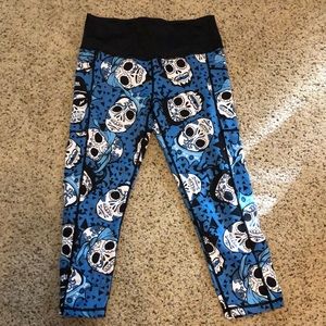 Constantly varied gear, Capri, athletic leggings- Rappers-Tupac-Retired-medium